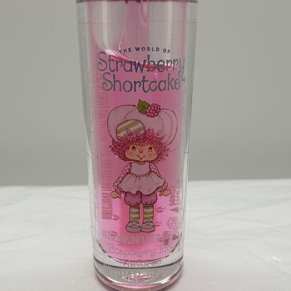 3/$15 🌼 Strawberry Shortcake Infused Lip Oil- Raspberry Tart flavor. - Picture 2 of 2